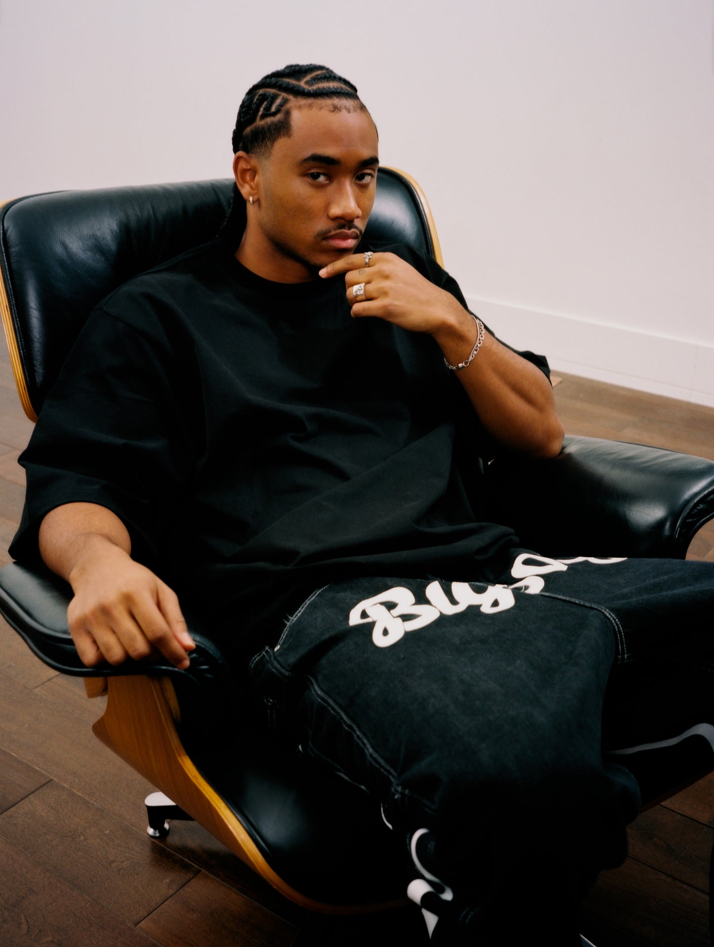 THE TEE - BLACK